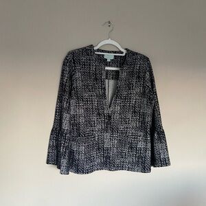 Jacket with bell sleeves